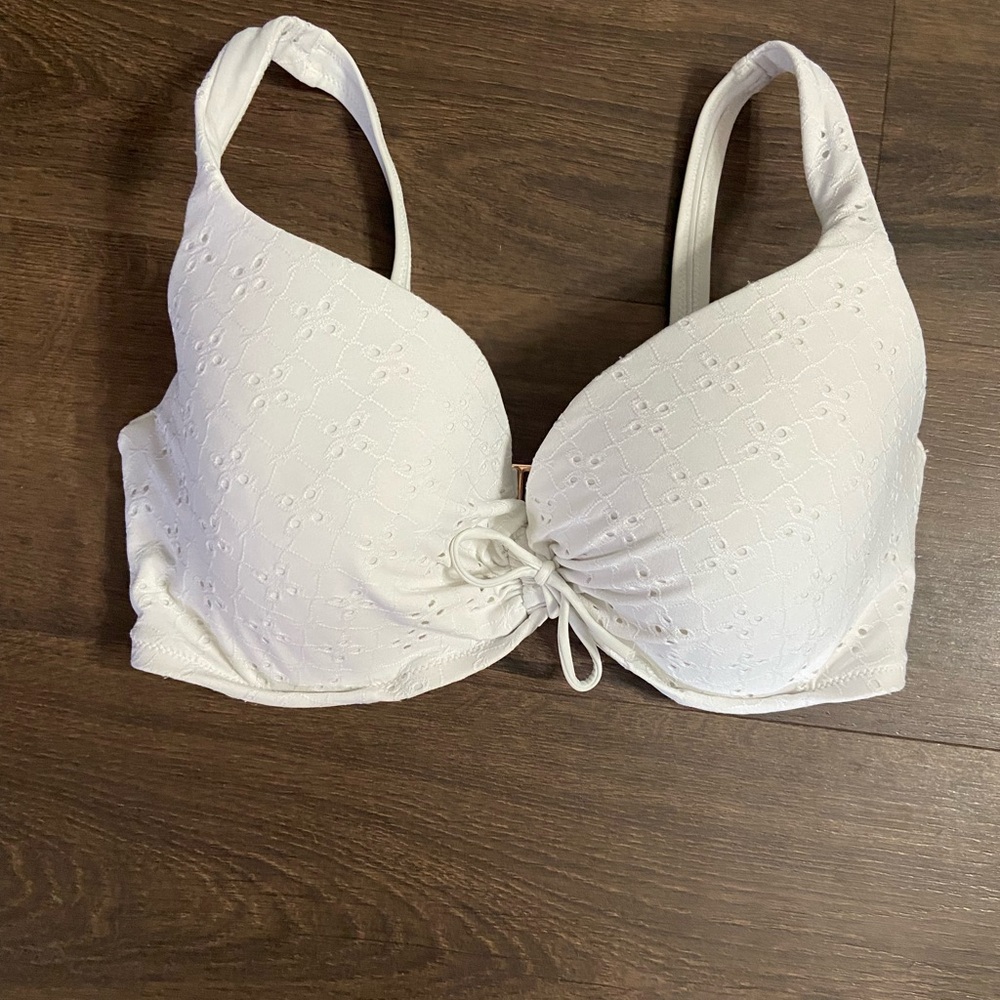 Shade & Shore White Eyelet Bikini Top 38DD Underwire Tie Front Rose Gold Clasp